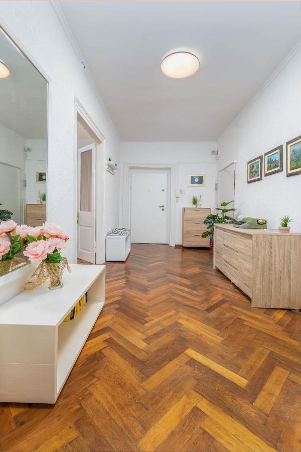 Apartment Melanie พูลา ภายนอก รูปภาพ